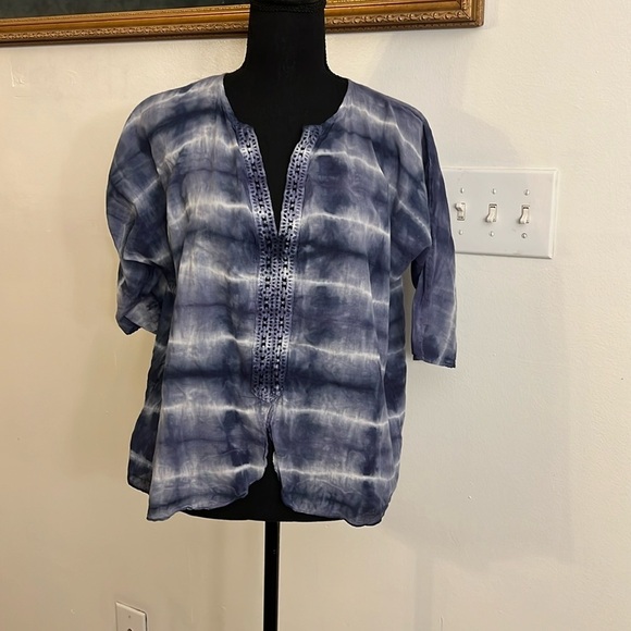 Language Elegant Cotton V-Neck Blouse, Sz. Small. - Picture 1 of 8